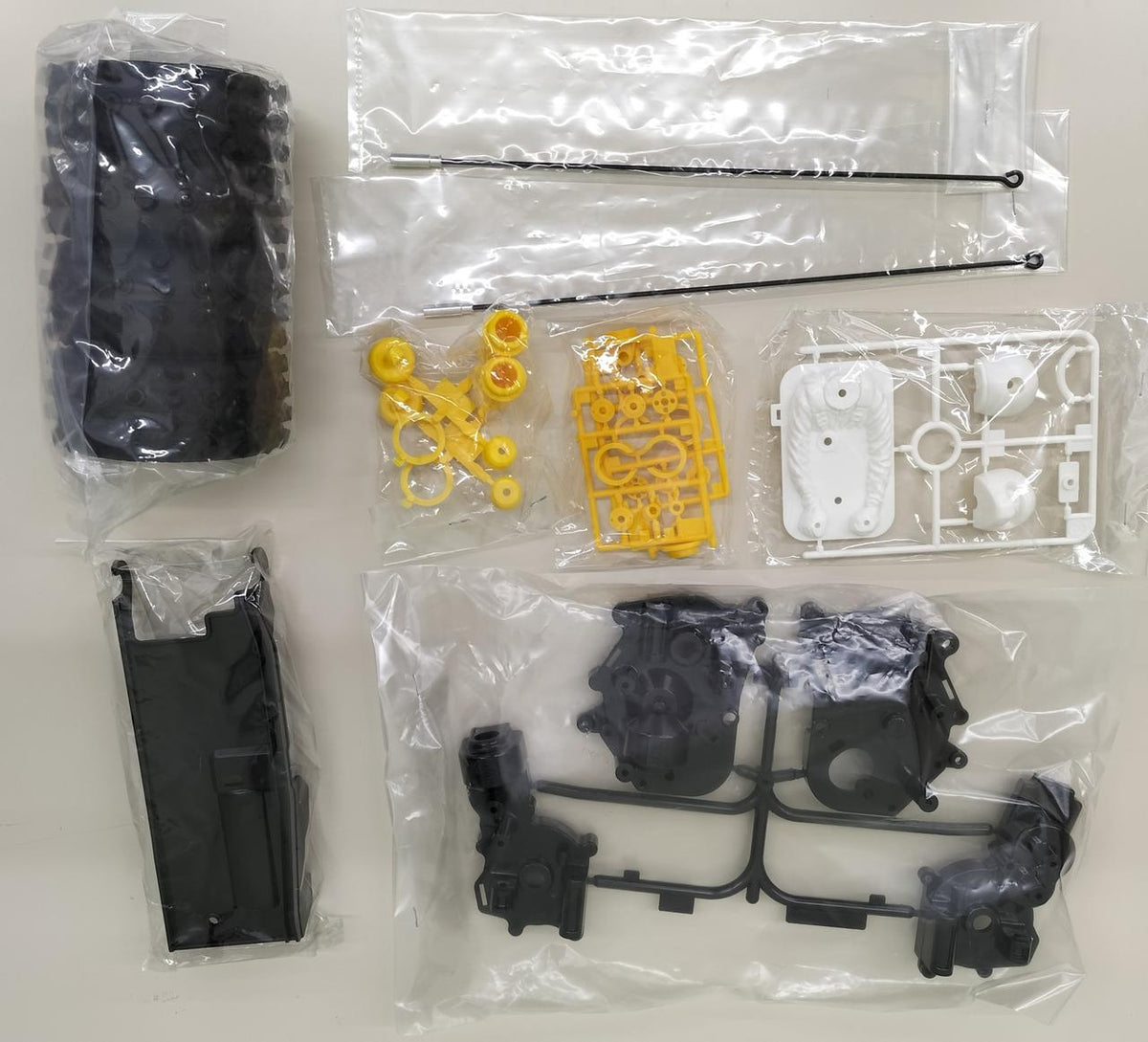 TAMIYA Plastic Model THE BIGWIG 1/10 Electric RC 4WD Racing Buggy - Banzai Thrifting | BanzaiHobby