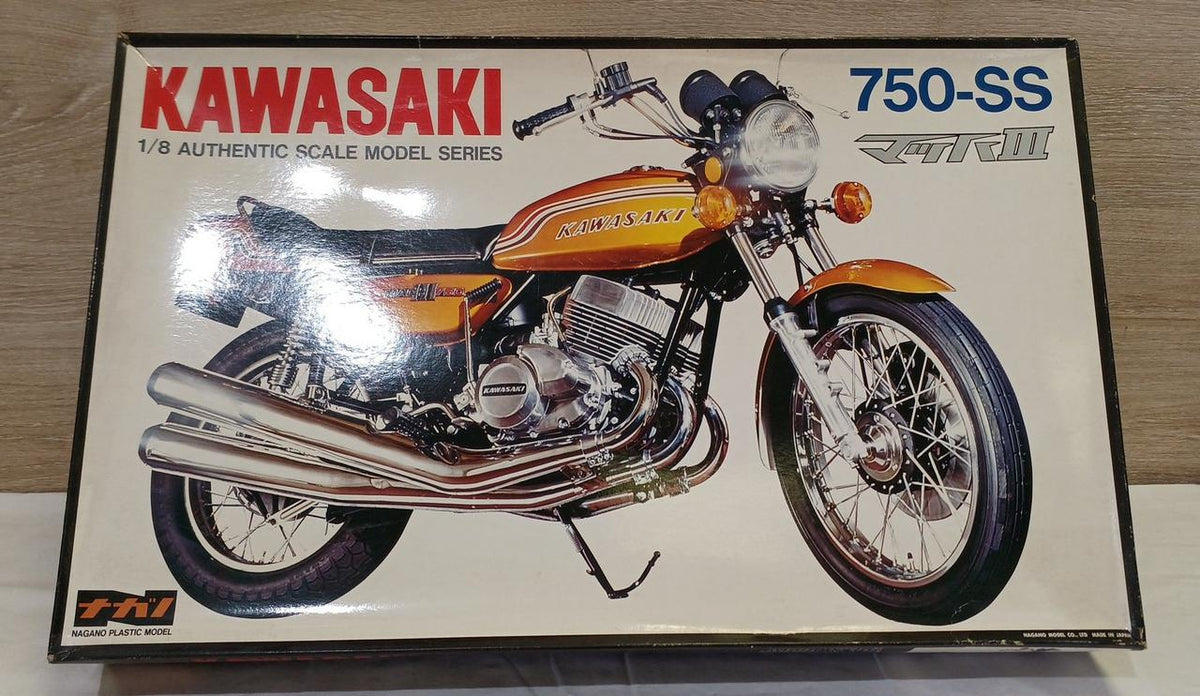 Nagano KAWASAKI 750-SS Mach III 1/8 - Banzai Thrifting | BanzaiHobby