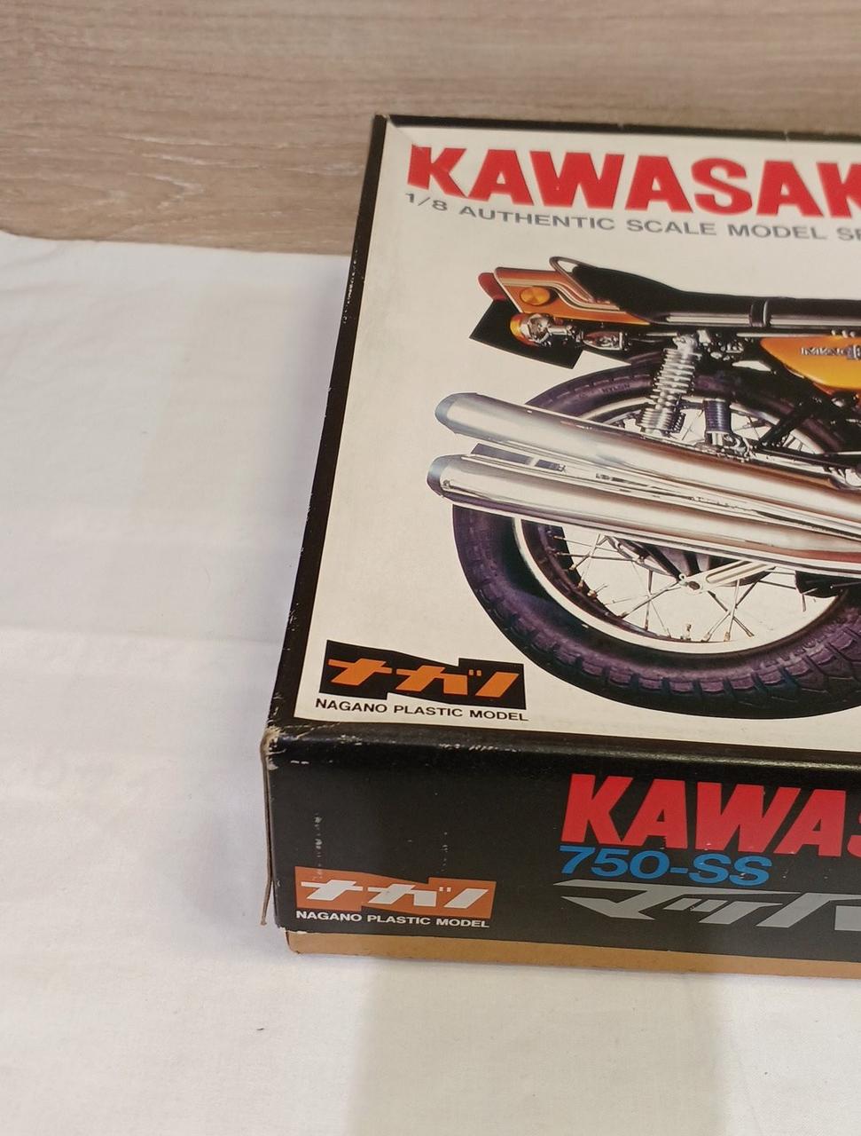Nagano KAWASAKI 750-SS Mach III 1/8 - Banzai Thrifting | BanzaiHobby