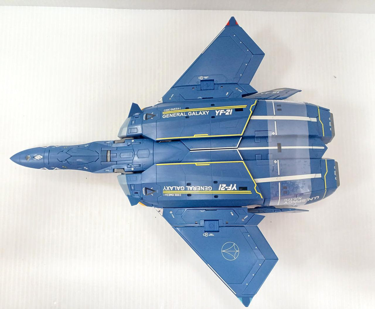 BANDAI DX Chogokin YF-21 (Guld Gore Bowman's Unit)
