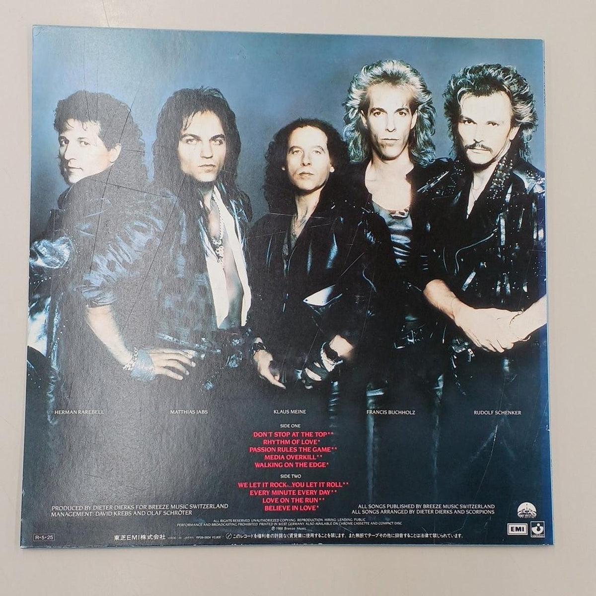 Toshiba EMI LP Western Music SCORPIONS / SAVAGE AMUSEMENT