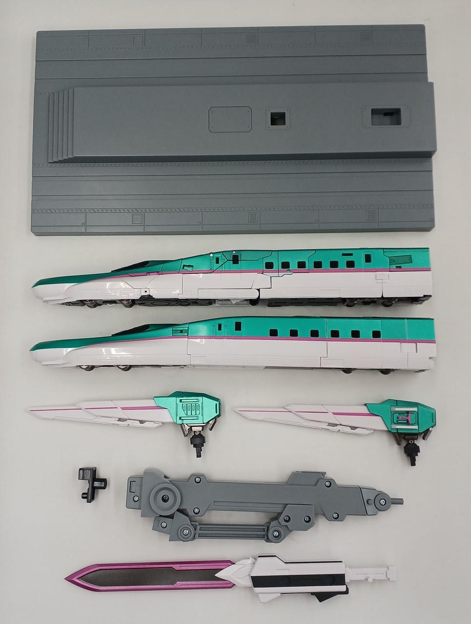 Bandai Chogokin Soul GX-115 Shinkalion E5 Hayabusa 'Shinkalion'
