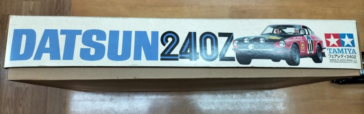 TAMIYA Fairlady 240Z Safari Spec / Unassembled