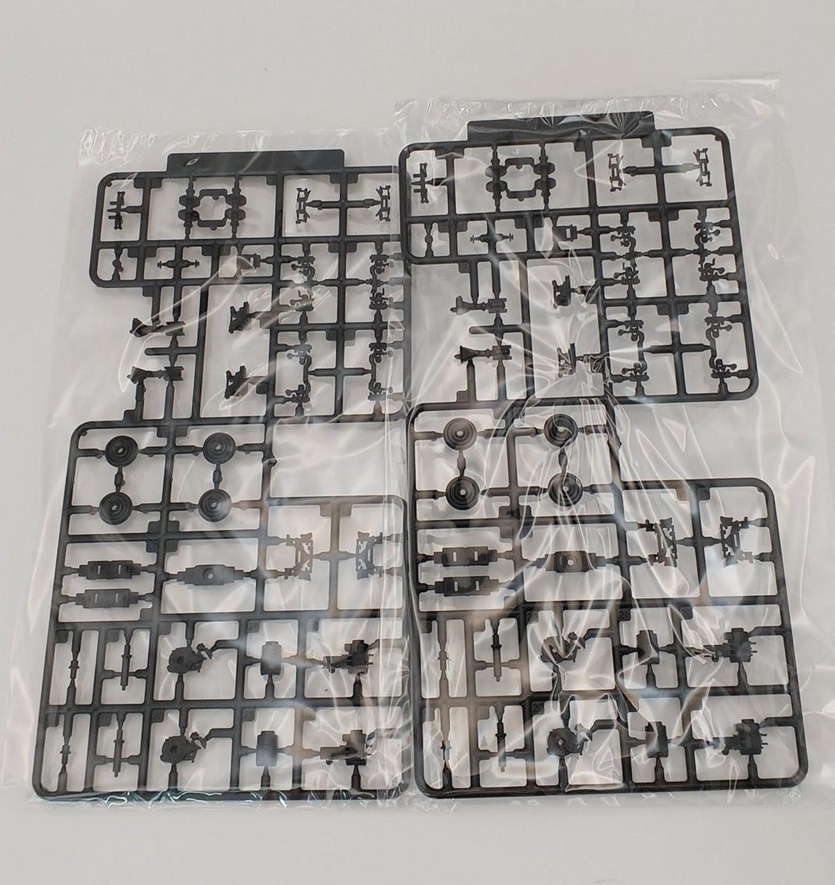 PLUM MOA 1/80 SCALE PLASTIC KIT 201 Series DC Lead Car 2-Car Kit Kuha 201 & Kuha 200 Included
