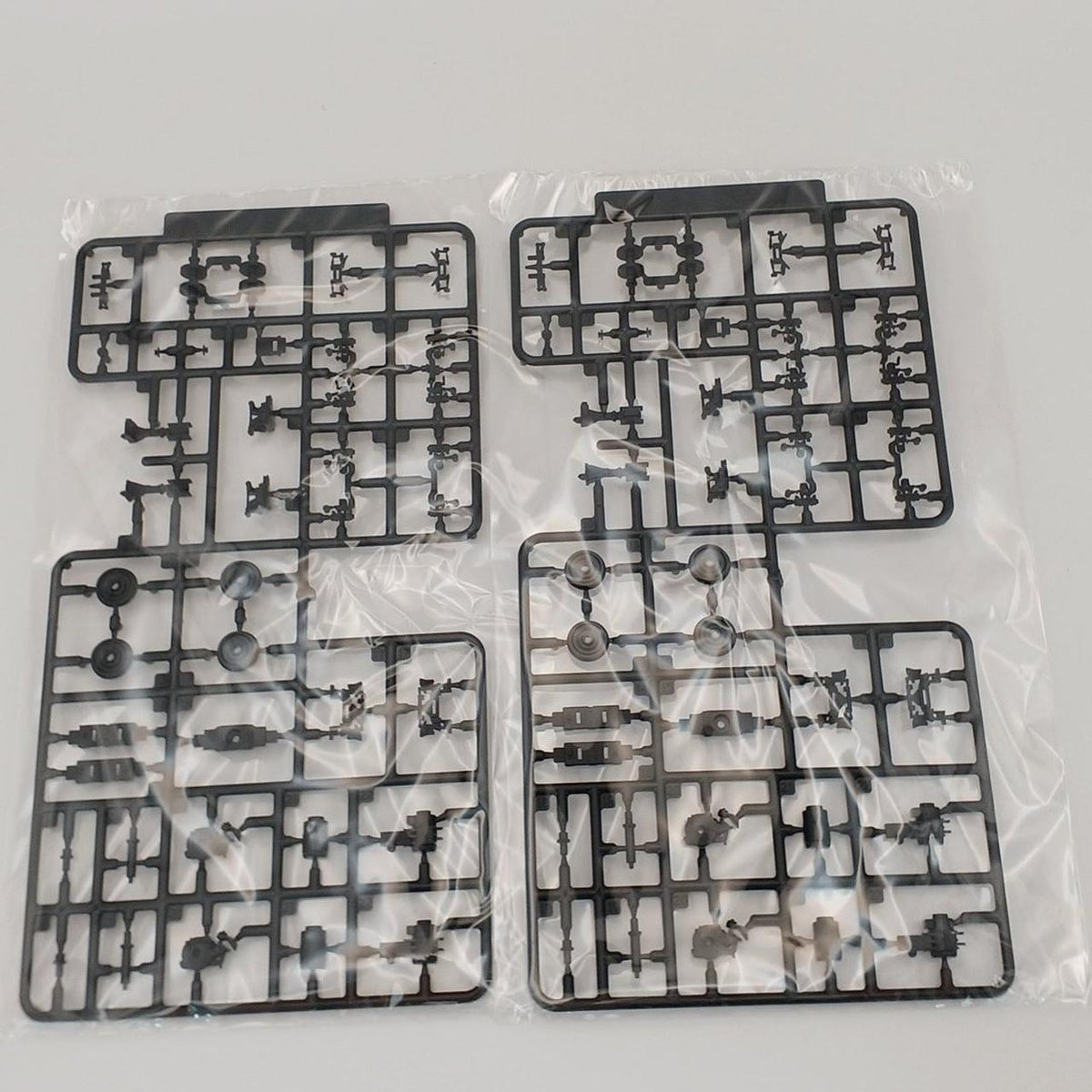 PLUM MOA 1/80 SCALE PLASTIC KIT 201 Series DC Lead Car 2-Car Kit Kuha 201 & Kuha 200 Included