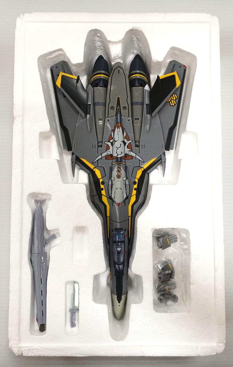 BANDAI DX Chogokin VF-25S Armored Messiah Valkyrie (Ozma Lee's Unit)