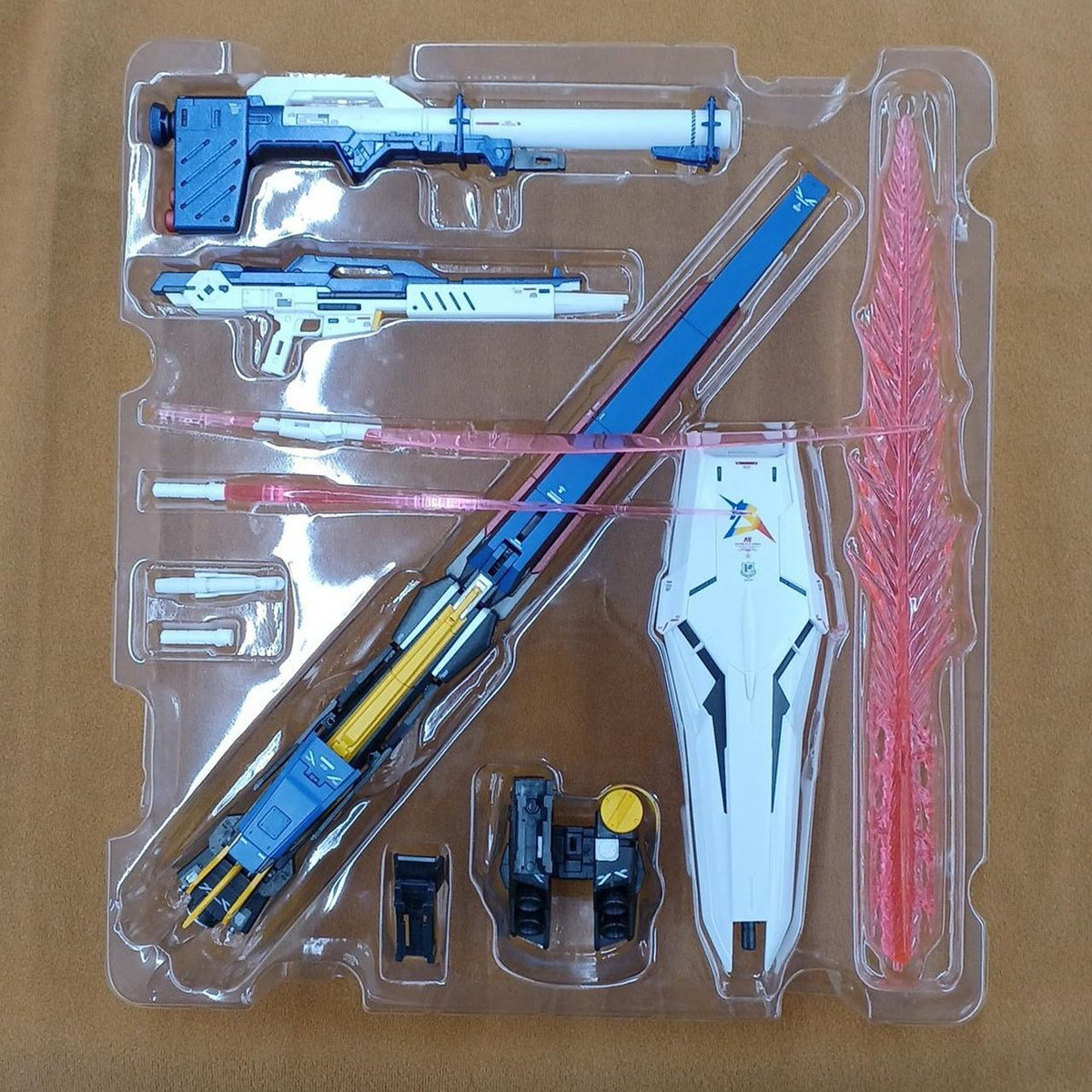 BANDAI Chogokin RX-93FF V GUNDAM
