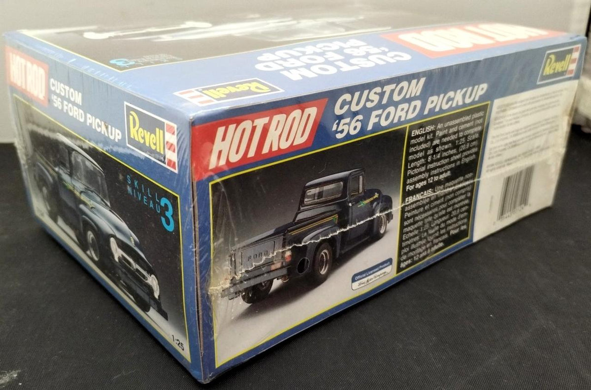 REVELL HOT ROD CUSTOM ā56 FORD PICKUP SPECIAL MODEL SERIES