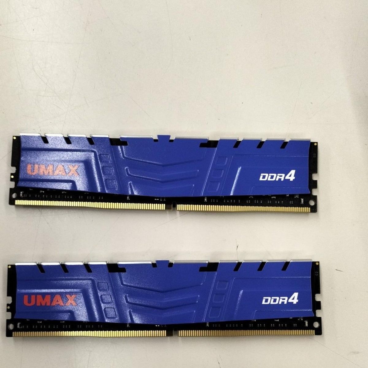 UMAX DDR4/16GBX2 UM-DDR4D-3200-32GBHS