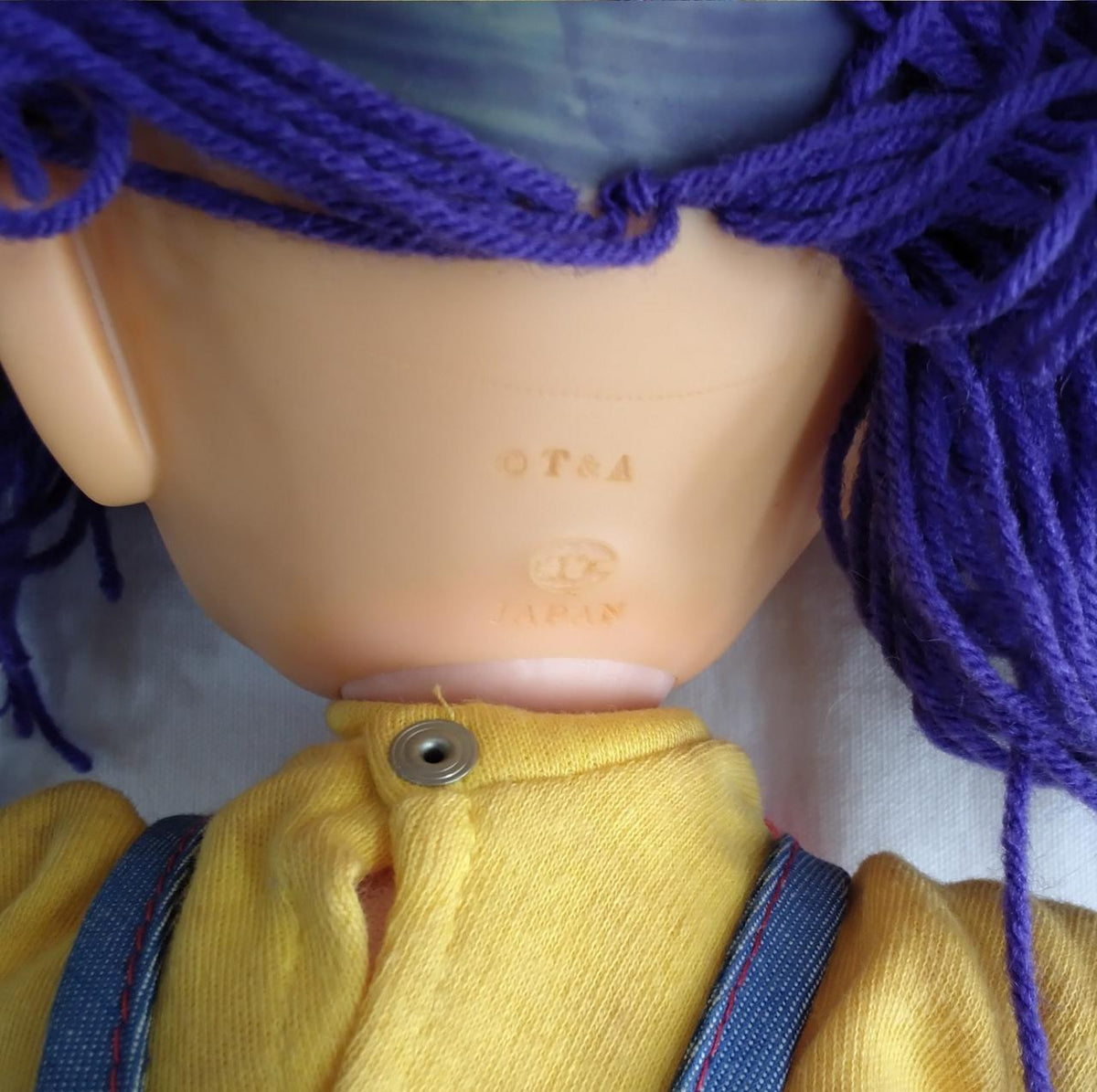 T&A Soft Vinyl Figure Arale-chan - T&A Banzai Hobby