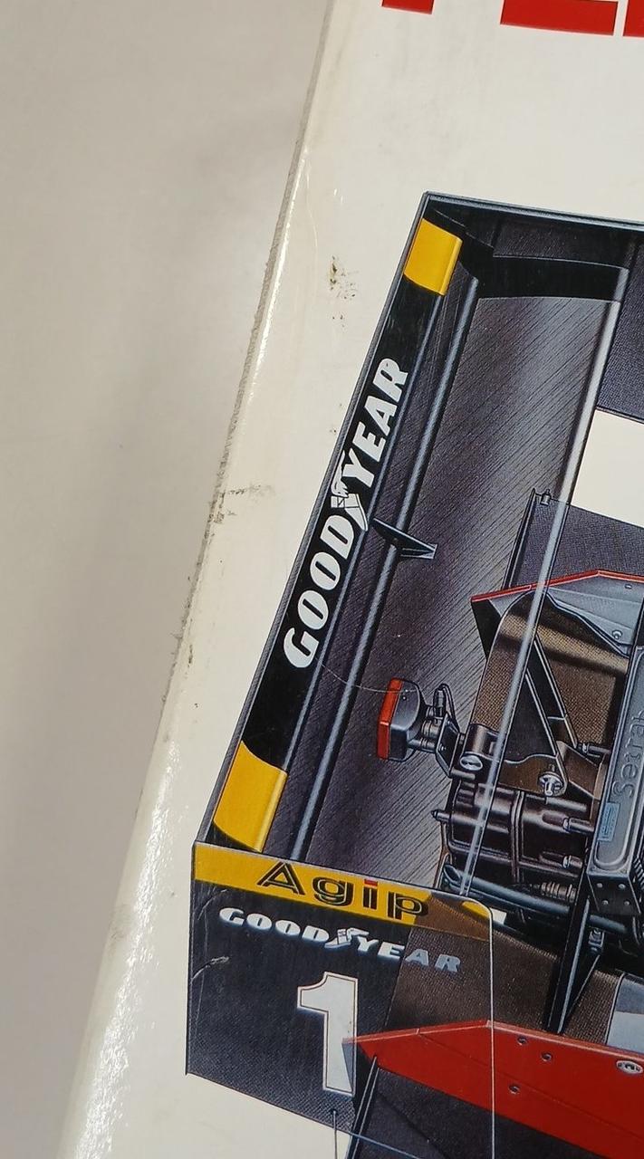 TAMIYA Ferrari 641/2 (F190) 1/12