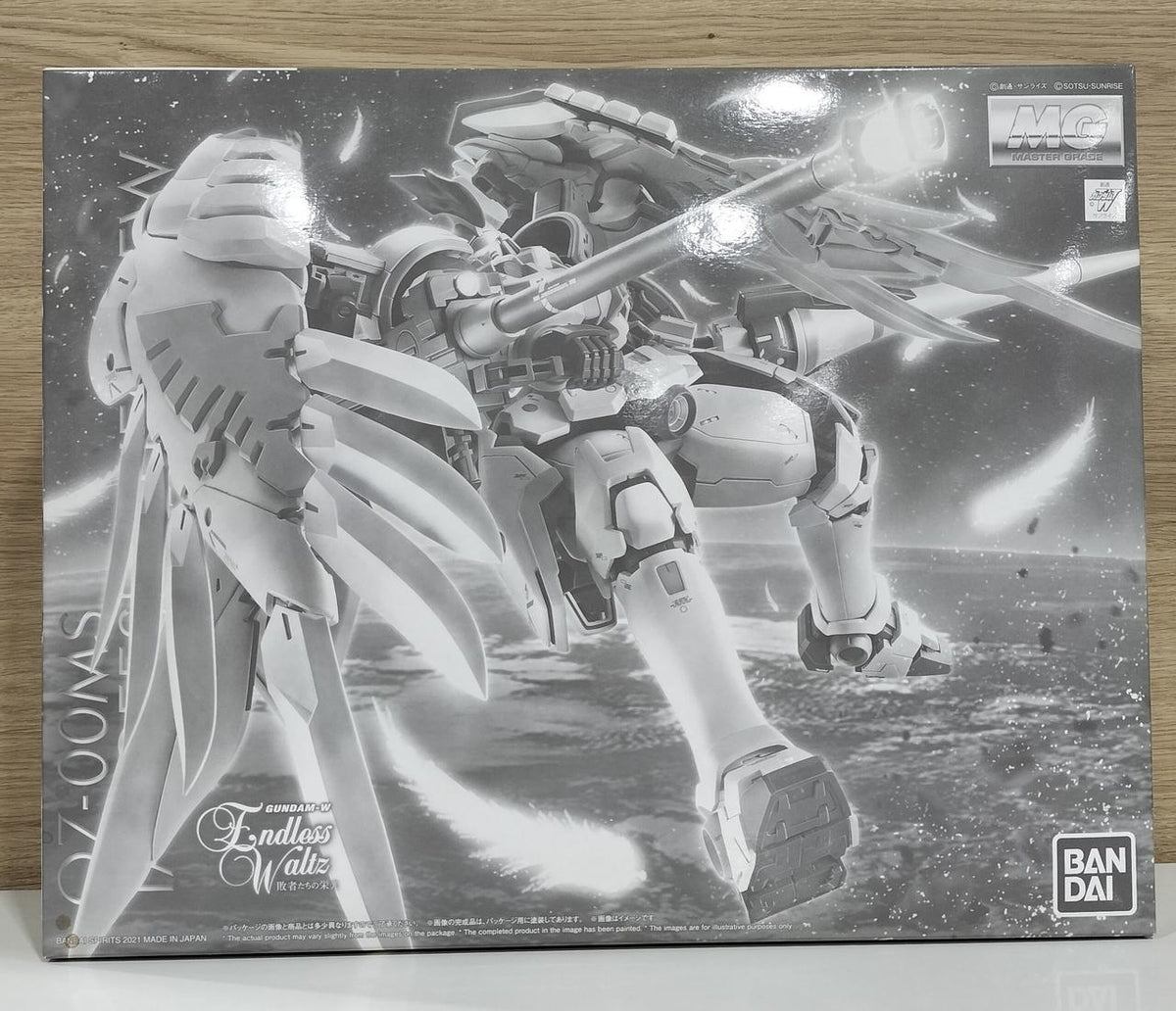 Bandai New Mobile Report Gundam 1/100 MG OZ-00MS Tallgeese F EW
