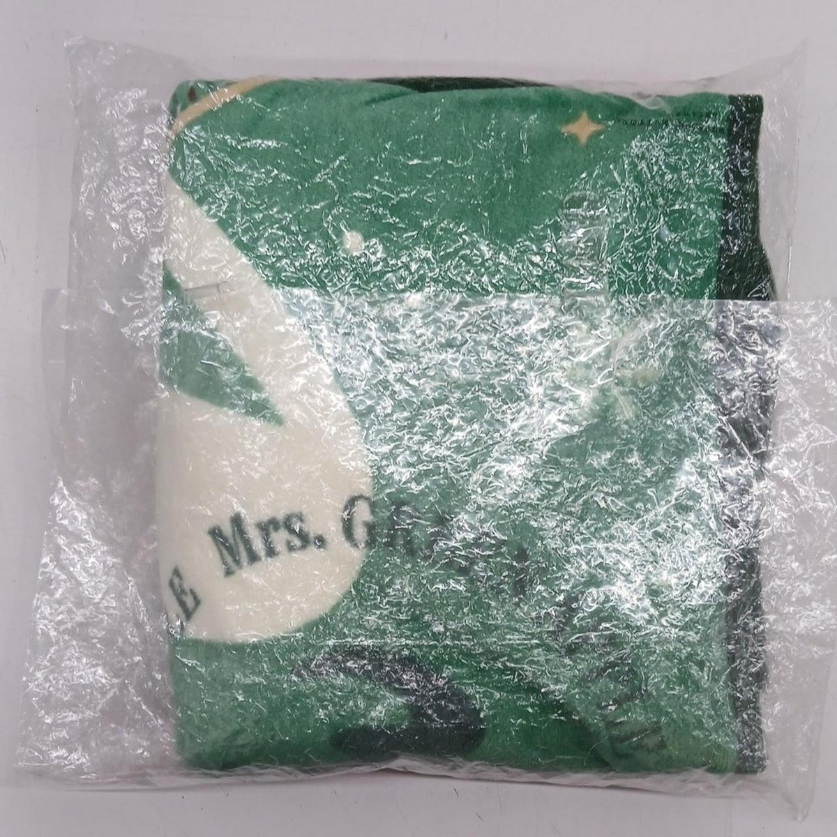 BANDAI Ichiban Kuji MRS. GREEN APLLE Mrs. B Prize Blanket