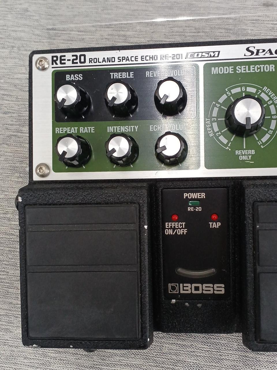 BOSS Space Echo RE-20