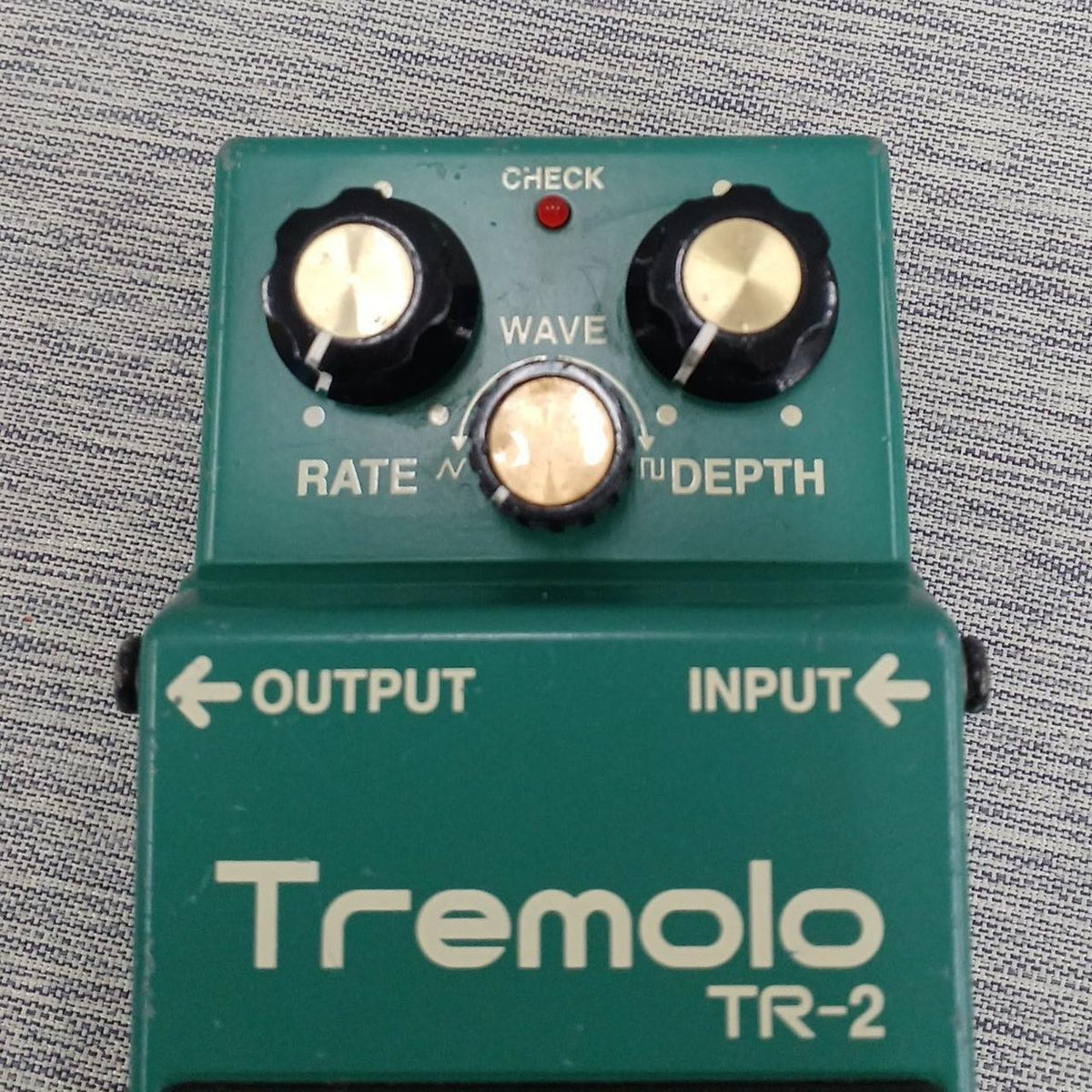 BOSS Tremolo TR-2