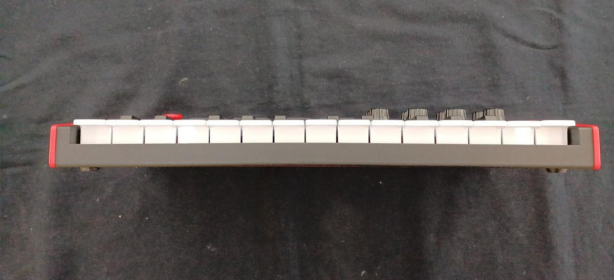 AKAI MIDI Controller MPK MINI
