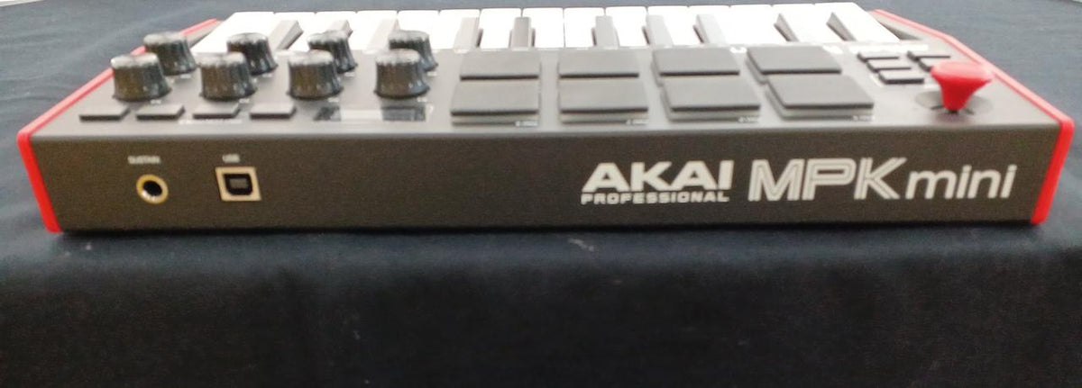 AKAI MIDI Controller MPK MINI