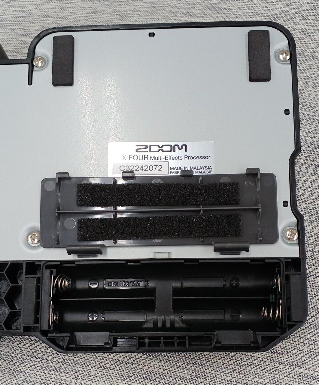 ZOOM Multi-effector G1XFOUR