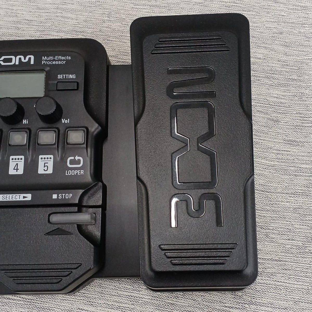 ZOOM Multi-Effects G1X FOUR