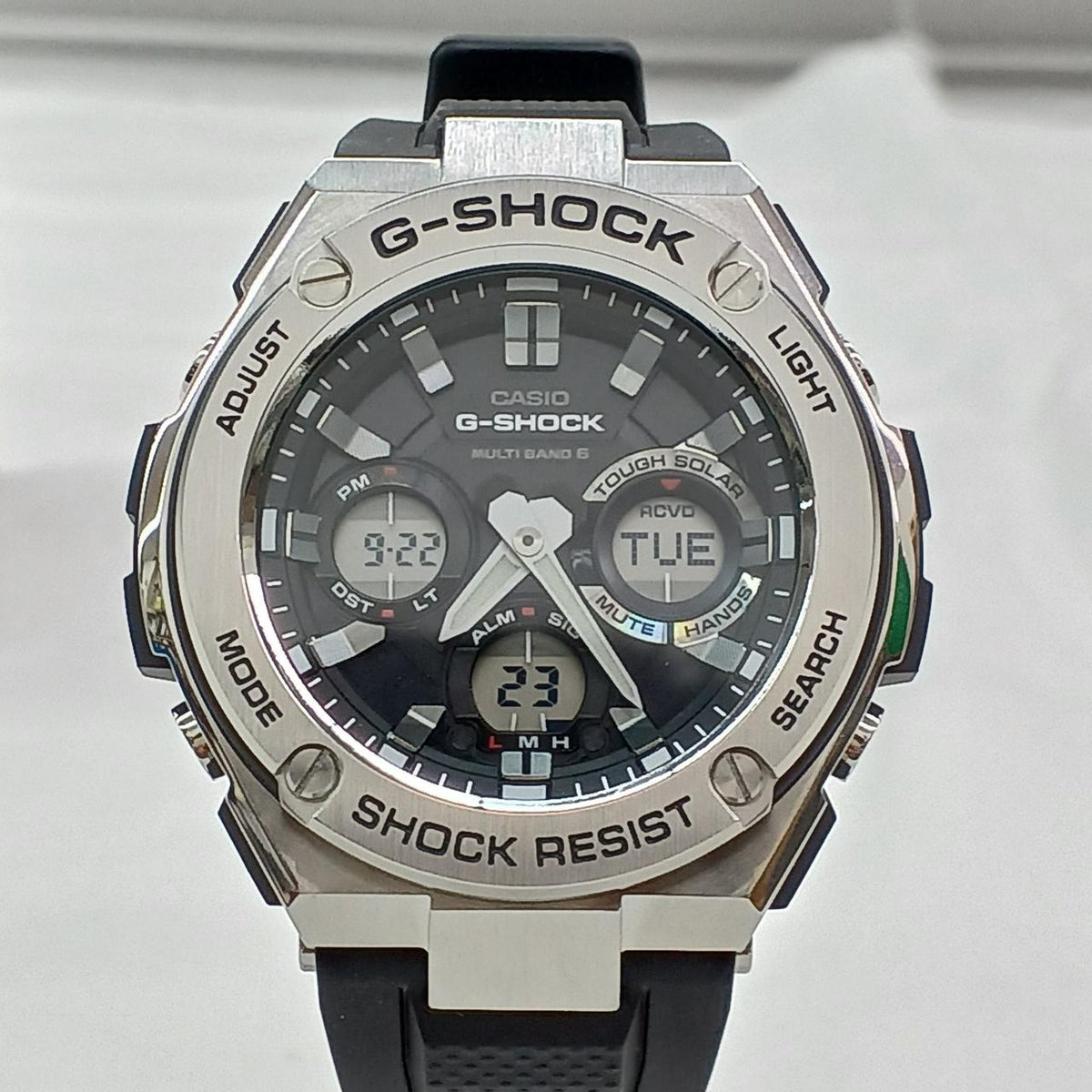 CASIO G-SHOCK GST-W110