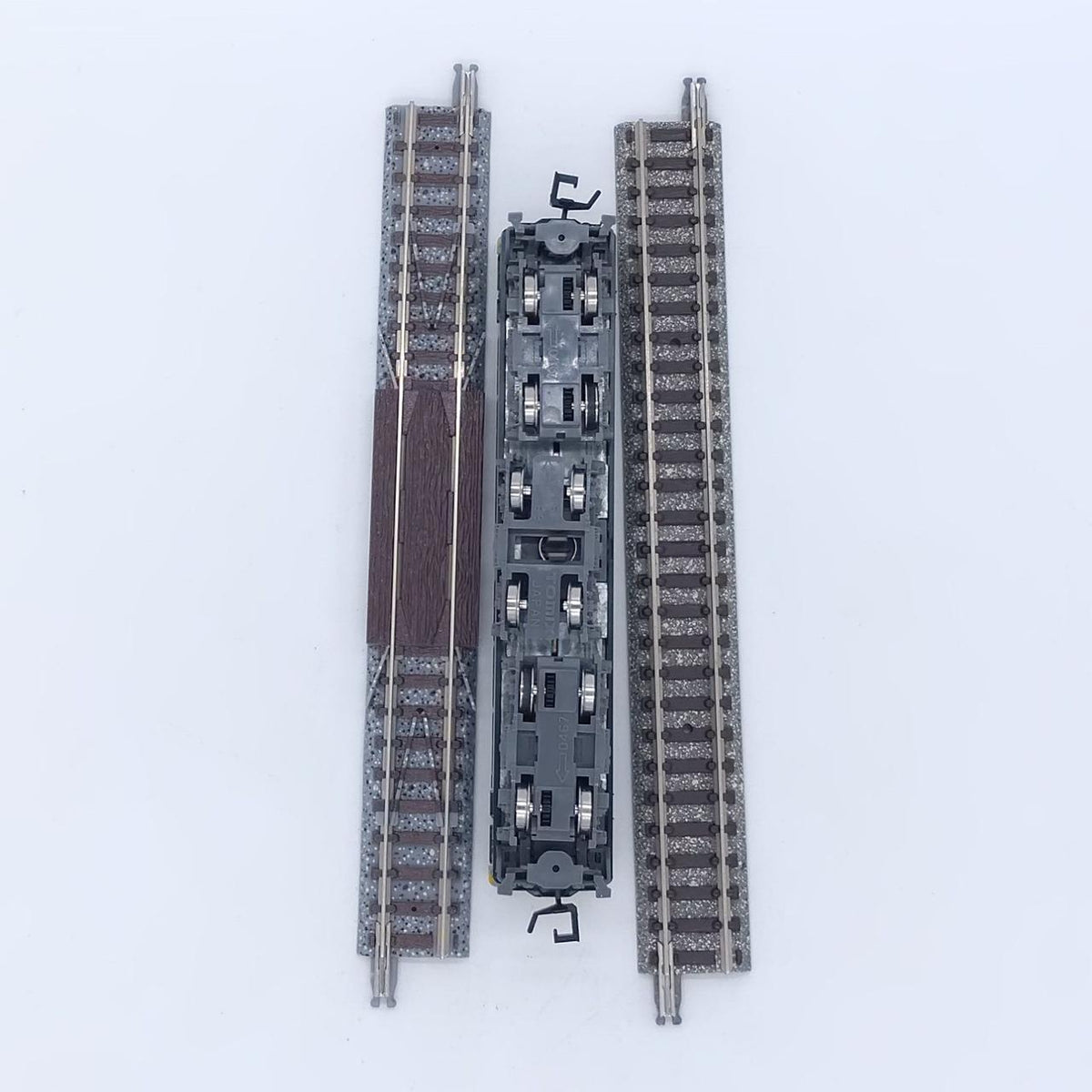 TOMIX N Gauge 7175 JR EF65 Class 1000 Electric Locomotive No. 1124