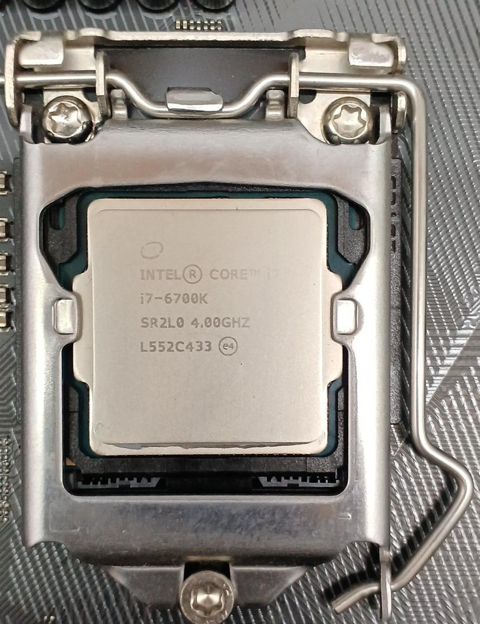ASUS Motherboard STRIX Z270F