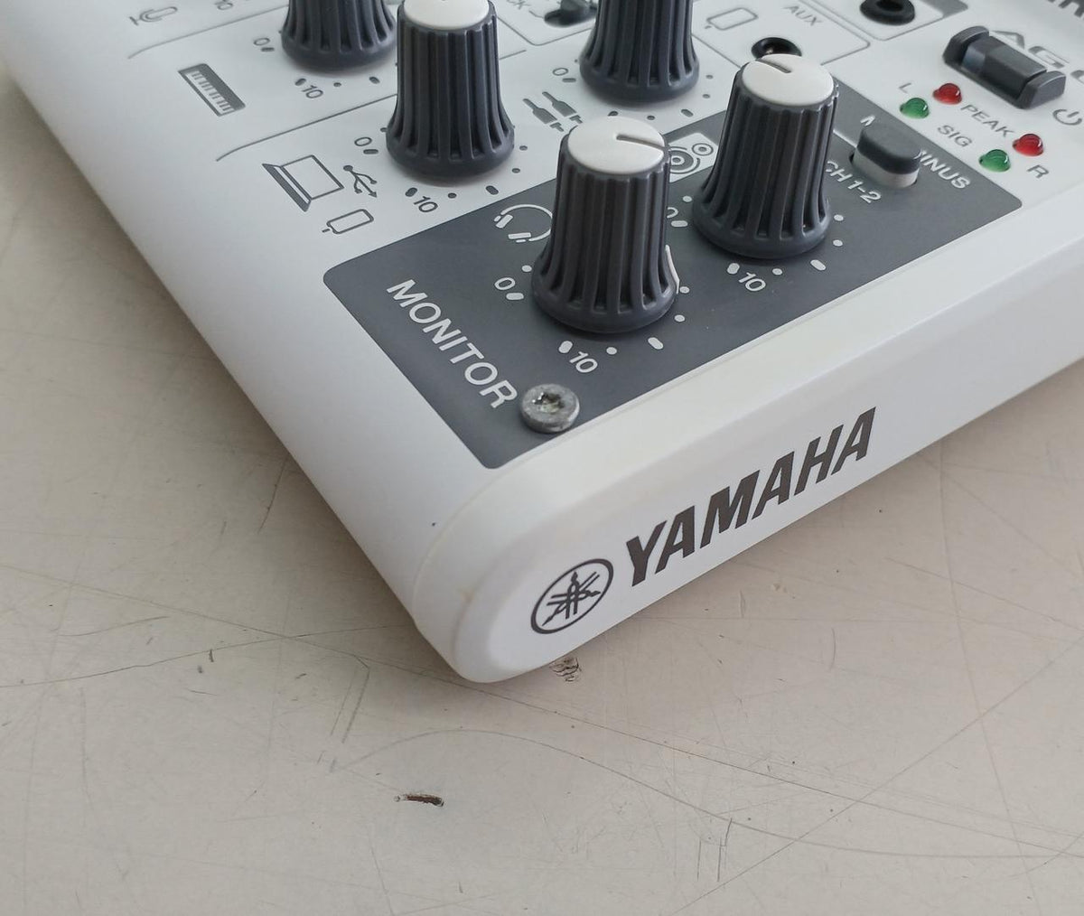YAMAHA Mixer AG06MK2
