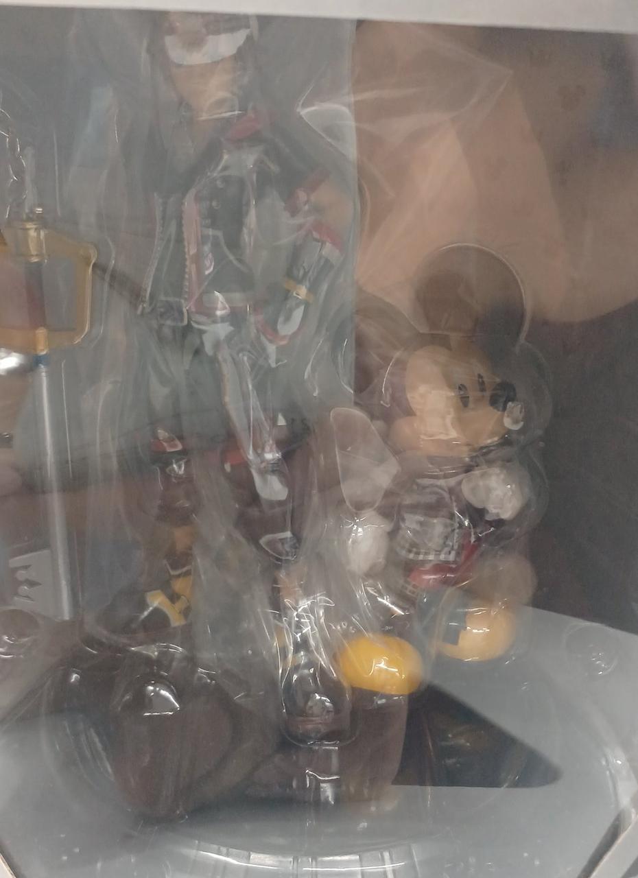 BANDAI Ichiban Kuji Kingdom Hearts III Sora & King Mickey Statue