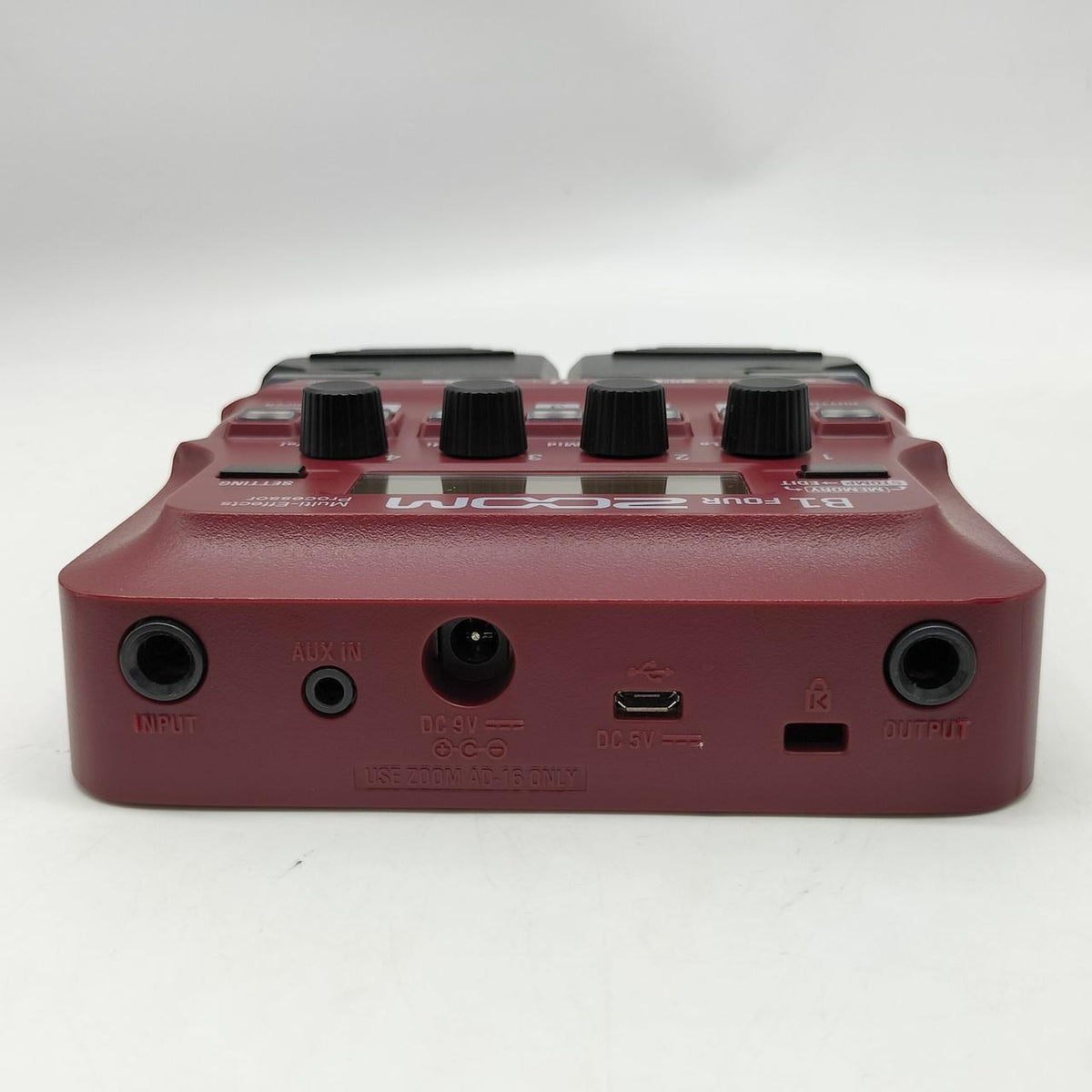 ZOOM Multi-Effects Pedal B1FOUR