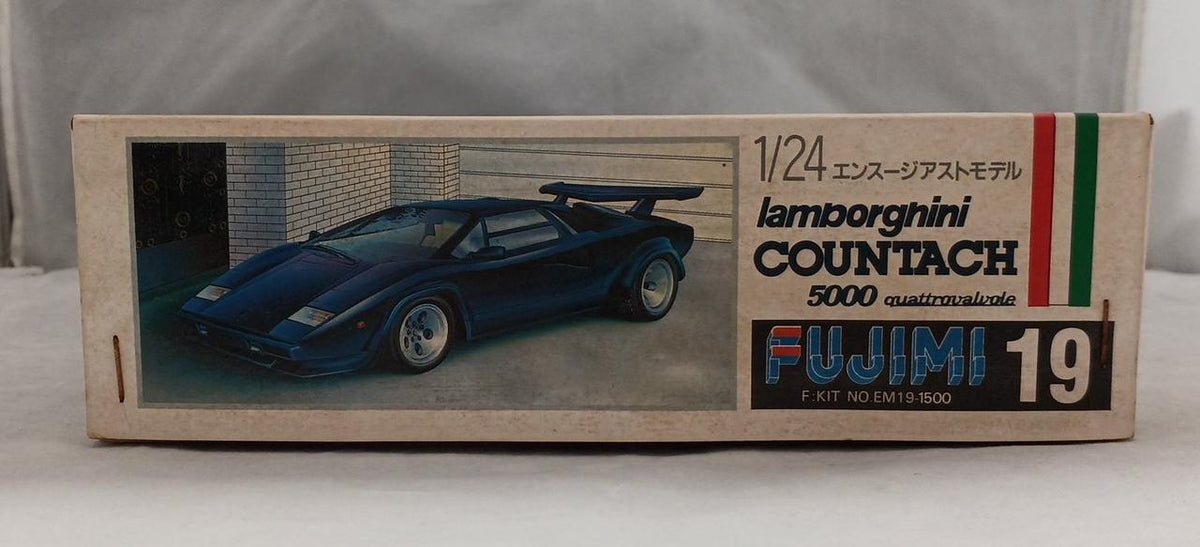 Fujimi Model 1/24 Countach 5000