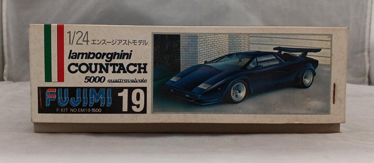 Fujimi Model 1/24 Countach 5000