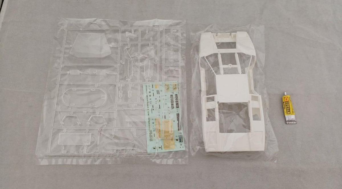 Fujimi Model 1/24 Countach 5000