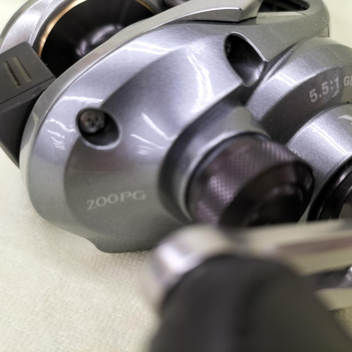SHIMANO Baitcasting Reel CURADO 200PG