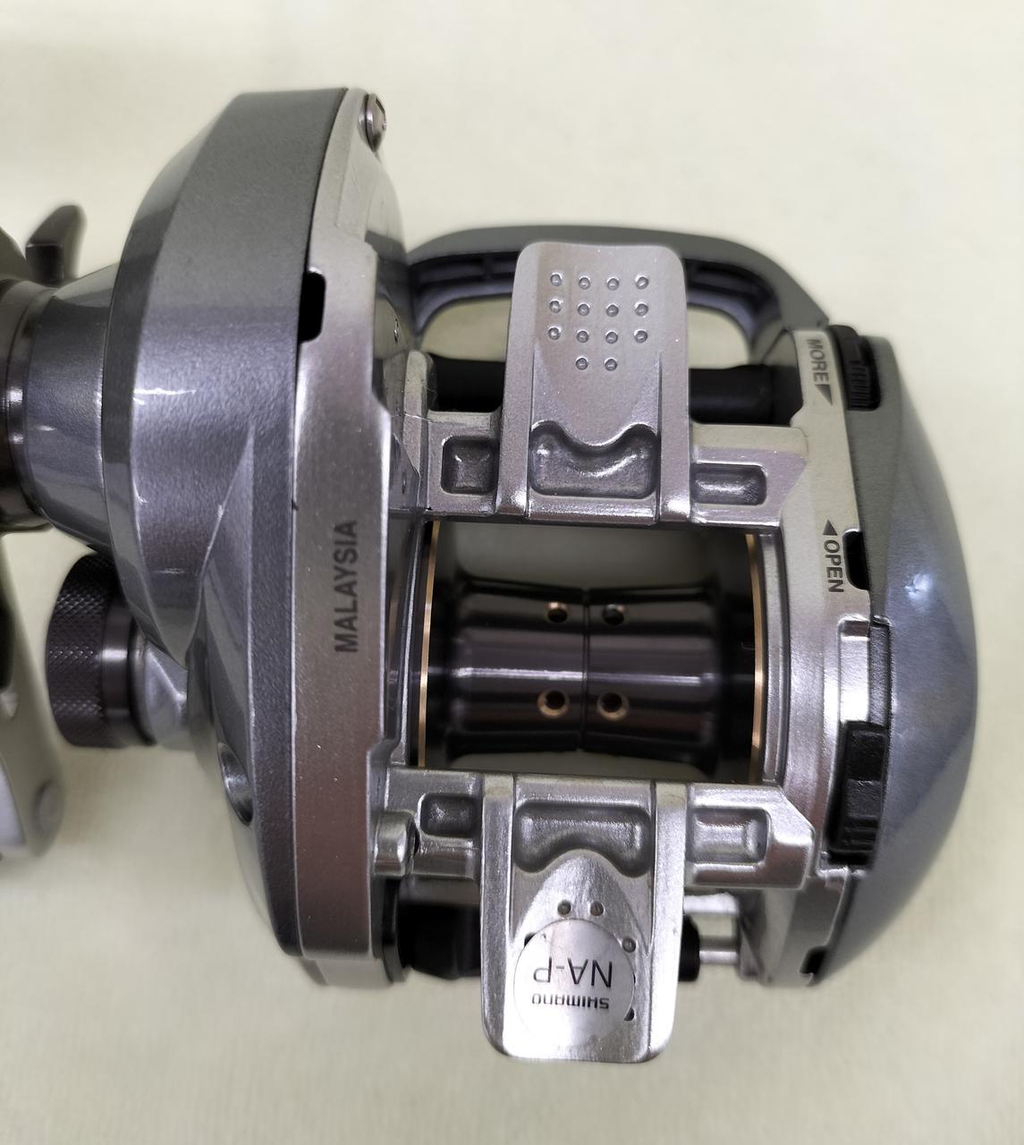 SHIMANO Baitcasting Reel CURADO 200PG