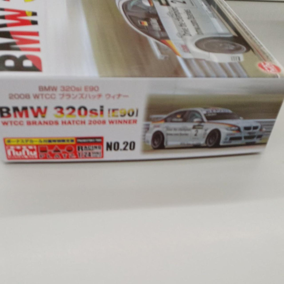 Platz Plastic Model BMW 320SI E90 2008 WTCC Brands Hat