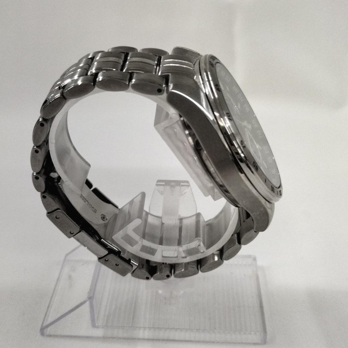CITIZEN ECO-DRIVE Radio-Controlled Solar Wristwatch CB5870-91L (E660-S119944) - Banzai Thrifting | BanzaiHobby