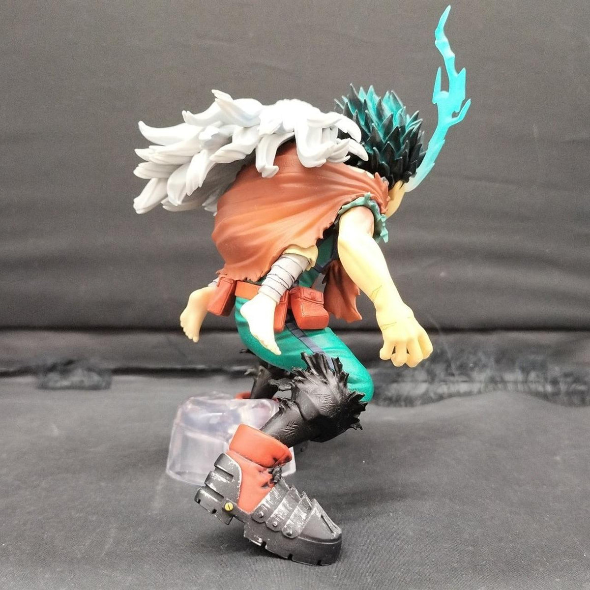 BANDAI Ichiban Kuji My Hero Academia Prize A Izuku Midoriya & Kairi - Banzai Thrifting | BanzaiHobby