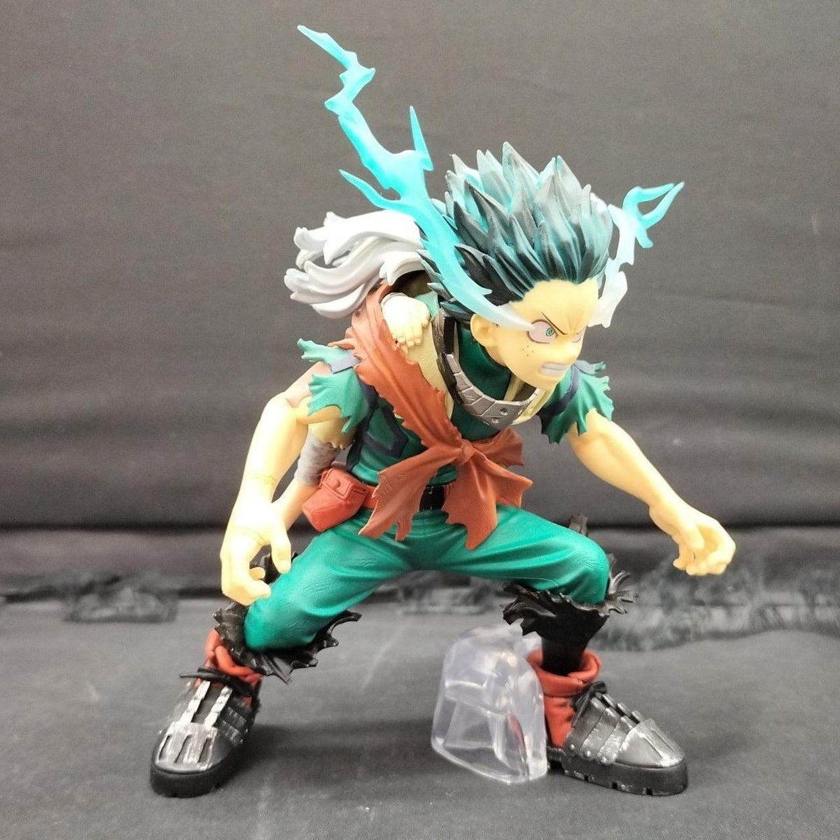 BANDAI Ichiban Kuji My Hero Academia Prize A Izuku Midoriya & Kairi - Banzai Thrifting | BanzaiHobby
