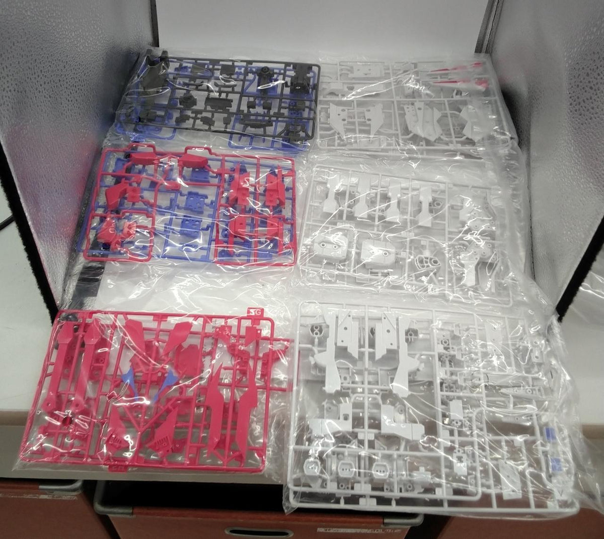 BANDAI Plastic Model SMP Super Robot Wars OG Banpreios - Banzai Thrifting | BanzaiHobby