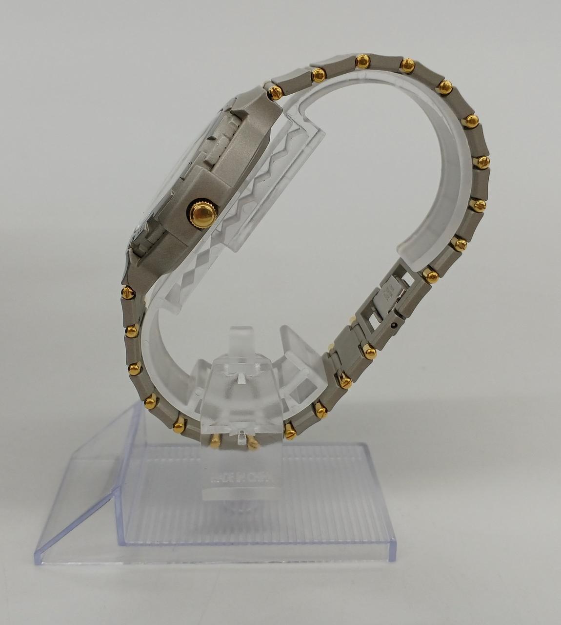 SEIKO Quartz Watch 5H22-6A30 - Banzai Thrifting | BanzaiHobby