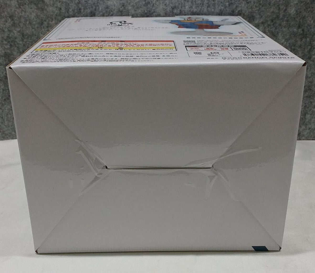BANDAINAMCO Ichiban Kuji Mobile Suit Gundam UNIVERSAL CENTUR - Banzai Thrifting | BanzaiHobby