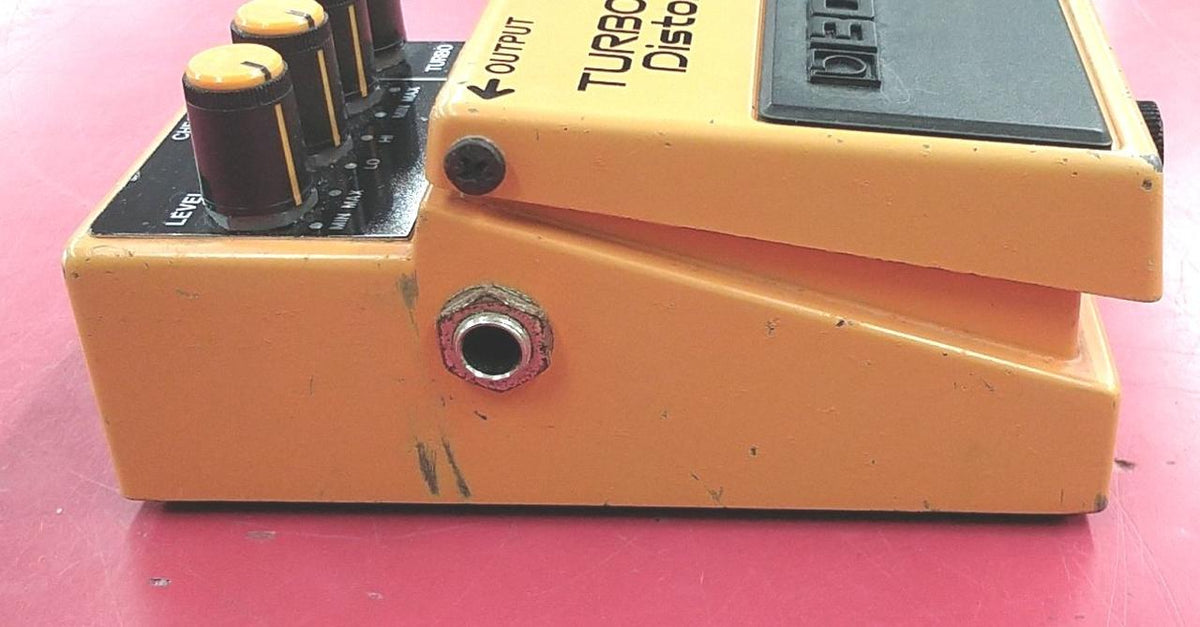 BOSS Distortion DS-2 - Banzai Thrifting | BanzaiHobby