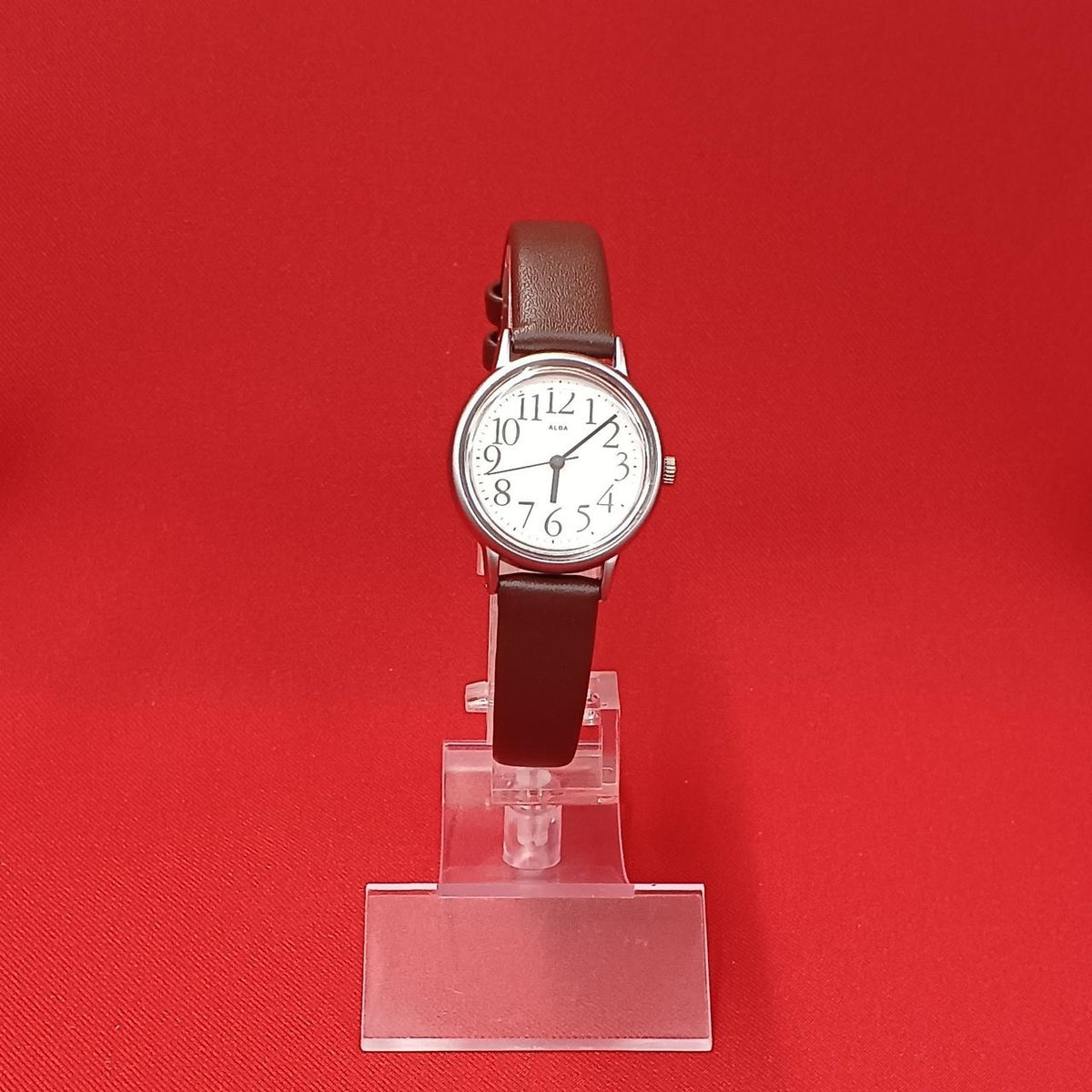 SEIKO Wristwatch V501-0BW0 - Banzai Thrifting | BanzaiHobby