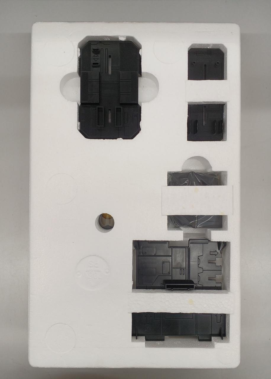 BANDAI Black Combattler V Black Combattler V - Banzai Thrifting | BanzaiHobby
