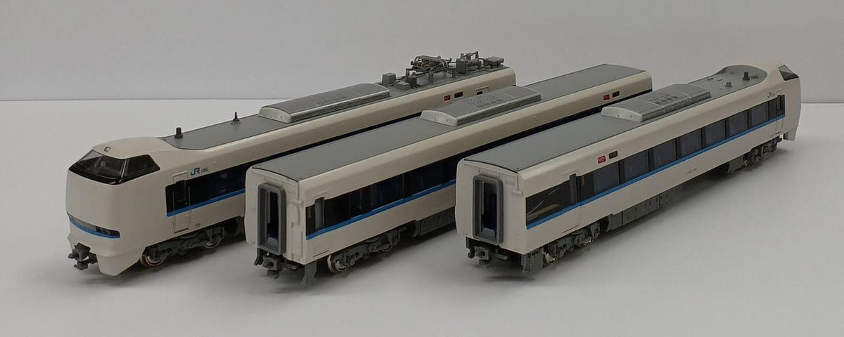 KATO 683 Series 'Thunderbird' (Refurbished) 3-Car Expansion Set - Banzai Thrifting | BanzaiHobby