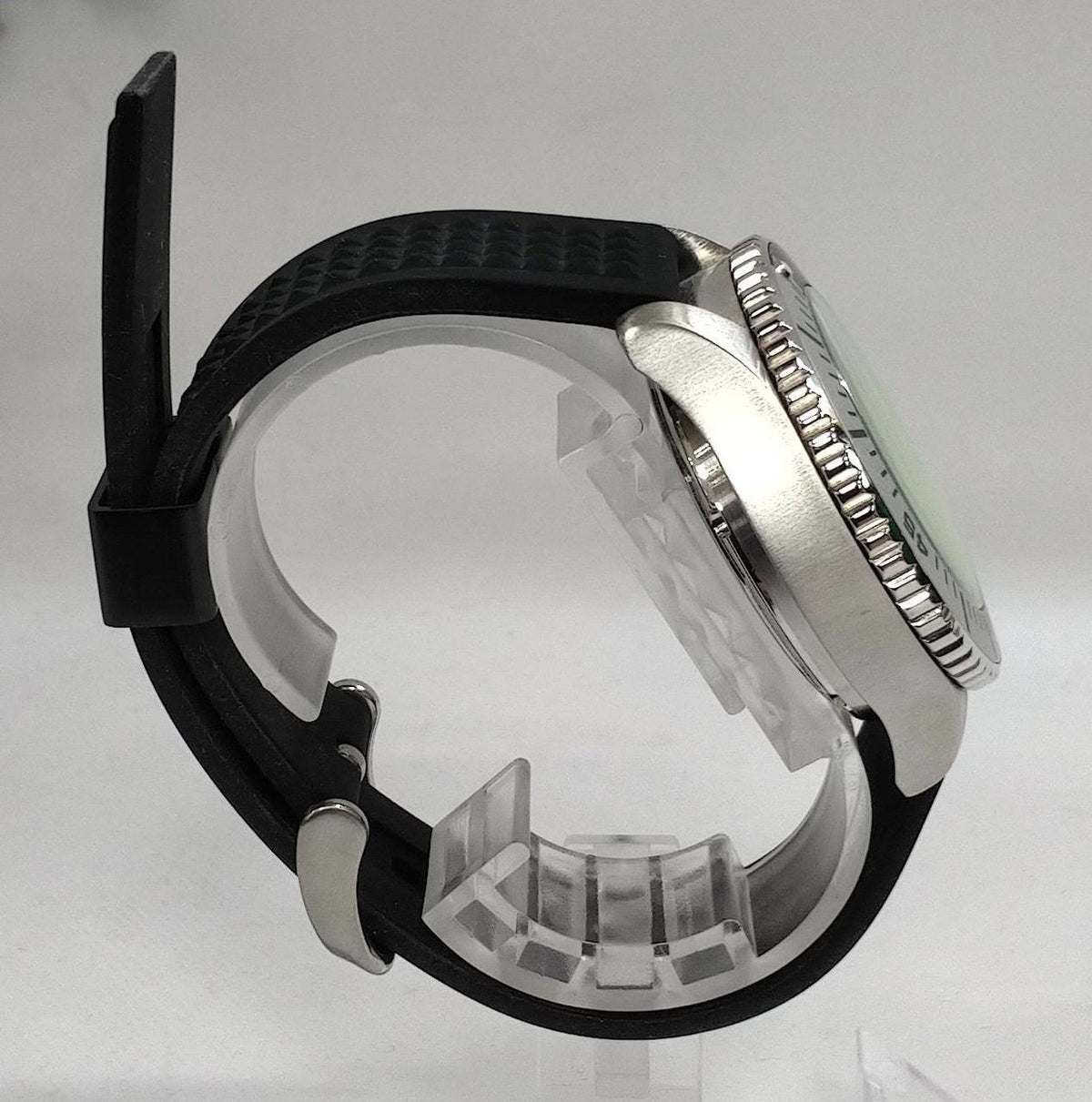 SEIKO Wristwatch MIM-MDV-GR - Banzai Thrifting | BanzaiHobby