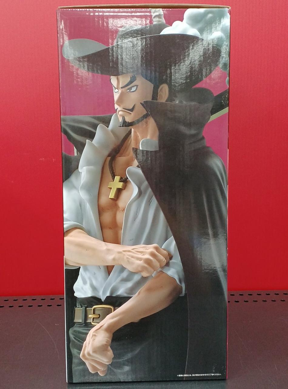 BANDAI One Piece Ichiban Kuji Beyond the Trial D Prize Jurakyu Mihawk - Banzai Thrifting | BanzaiHobby