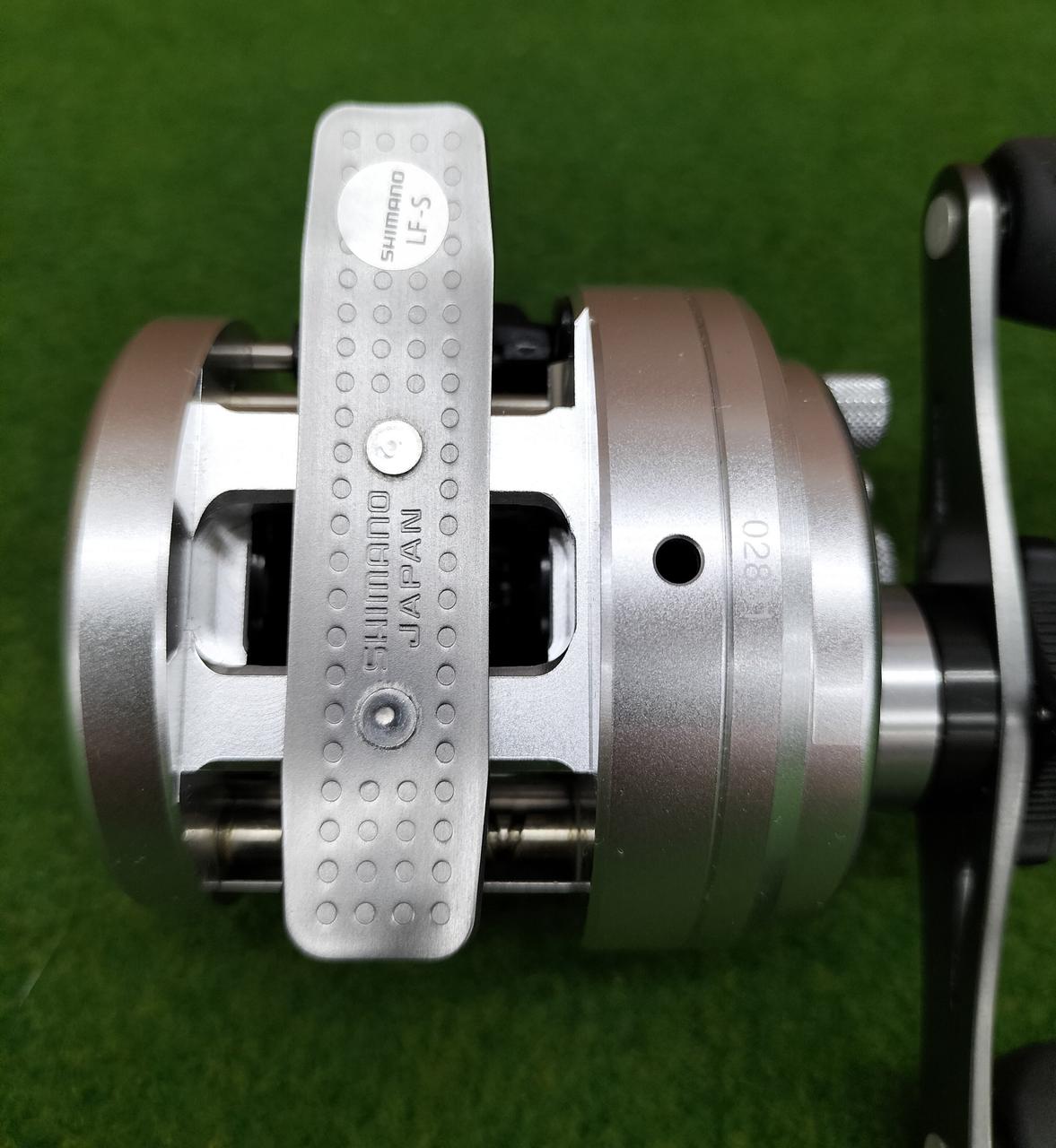 SHIMANO Baitcasting Reel CALCUTTA 100 - Banzai Thrifting | BanzaiHobby