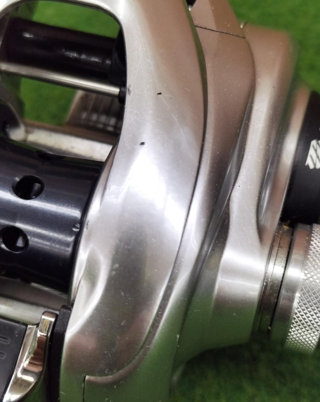 SHIMANO Baitcasting Reel METANIUM MGL HG - Banzai Thrifting | BanzaiHobby