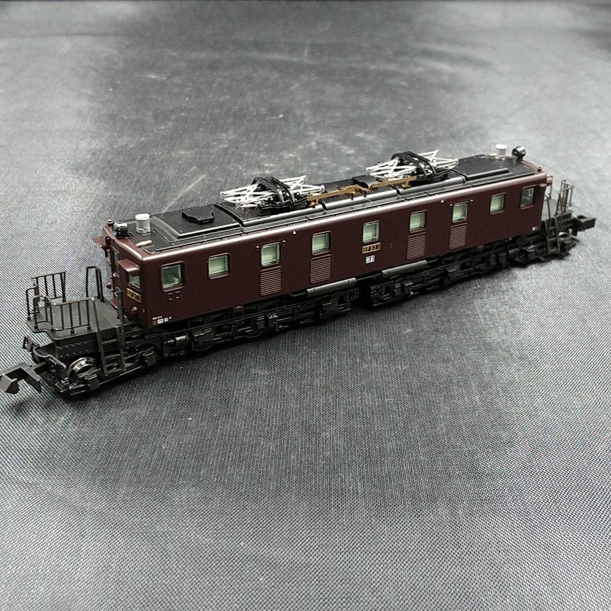 KATO N Gauge 3069-3 EF57 1 - Banzai Thrifting | BanzaiHobby